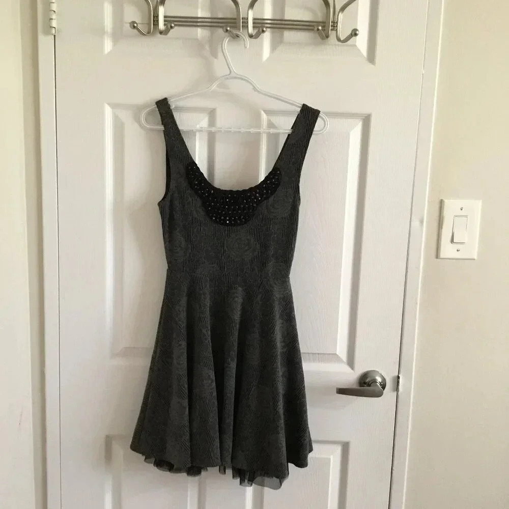 Free People  Mini Dress XS Lace Beaded Floral Gray Black Sleeveless Fit Flare